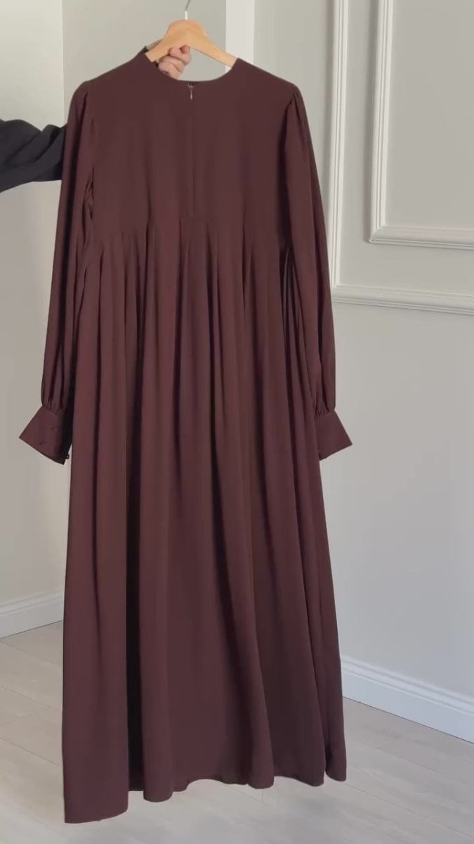 Brown Abaya With Stoller - | Buy Online from Areeba Boutiques