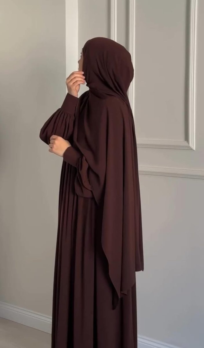 Brown Abaya With Stoller - | Buy Online from Areeba Boutiques