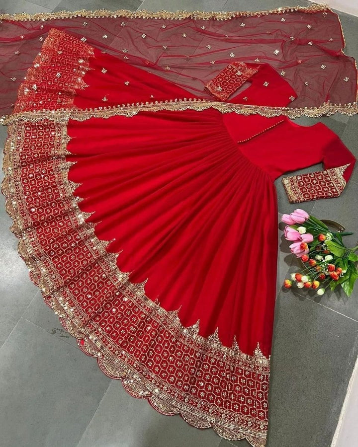 SEQUENCE 3 PCS - | Buy Online from Areeba Boutiques
