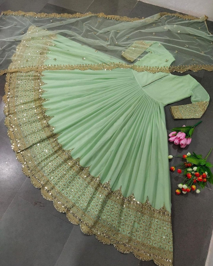 SEQUENCE 3 PCS - | Buy Online from Areeba Boutiques