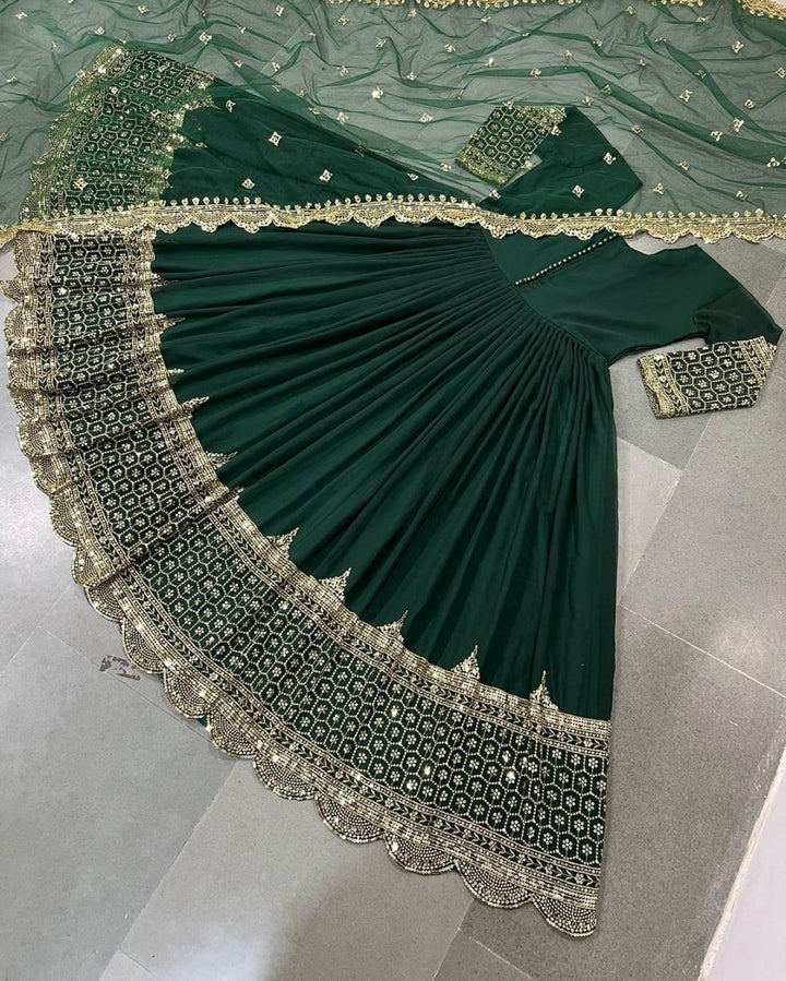SEQUENCE 3 PCS - | Buy Online from Areeba Boutiques