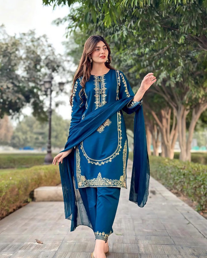 SEQUENCE EMBROIDERY 3 PEICE - | Buy Online from Areeba Boutiques