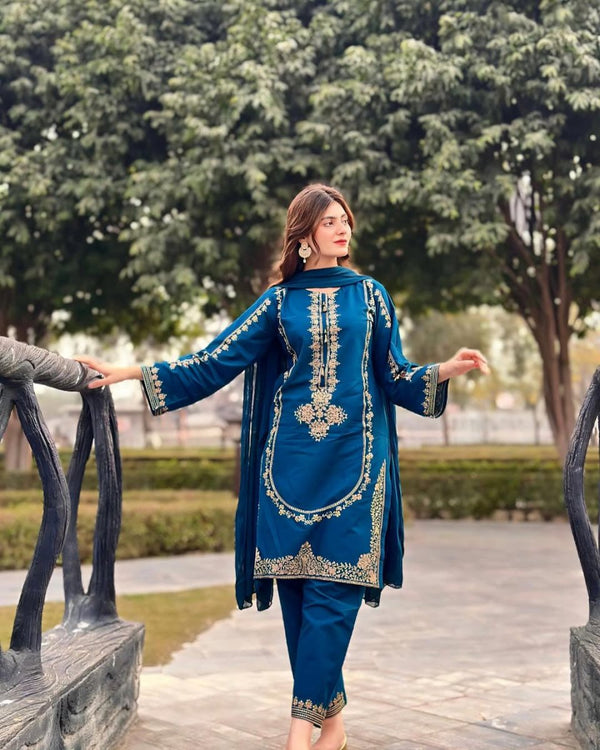 SEQUENCE EMBROIDERY 3 PEICE - | Buy Online from Areeba Boutiques